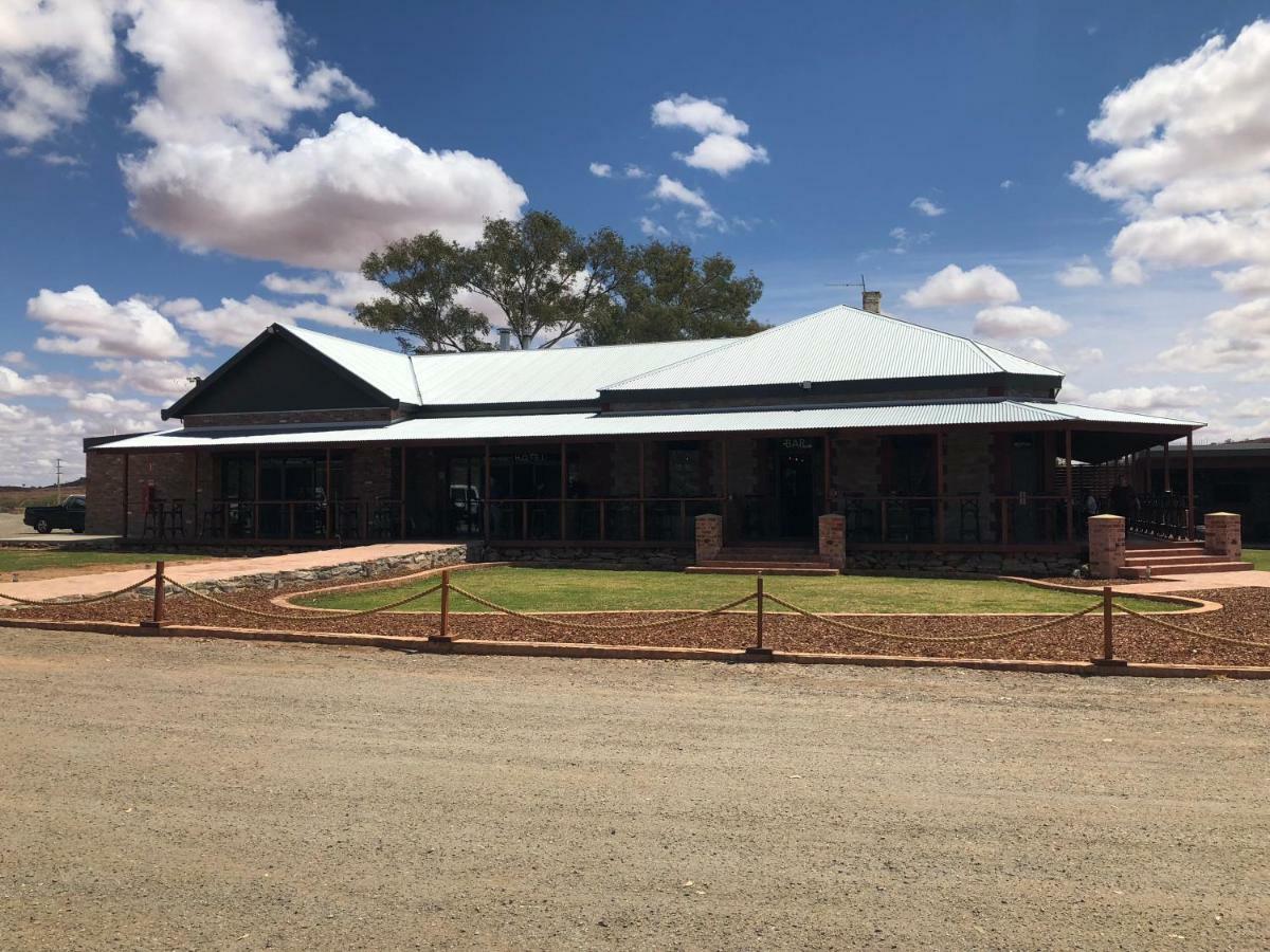Broken Hill Outback Resort Екстериор снимка